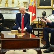 Trump_ja_Zelenskyi Presidenttien Trump ja Zelenskyi neuvottelu Valkoisessa talossa.