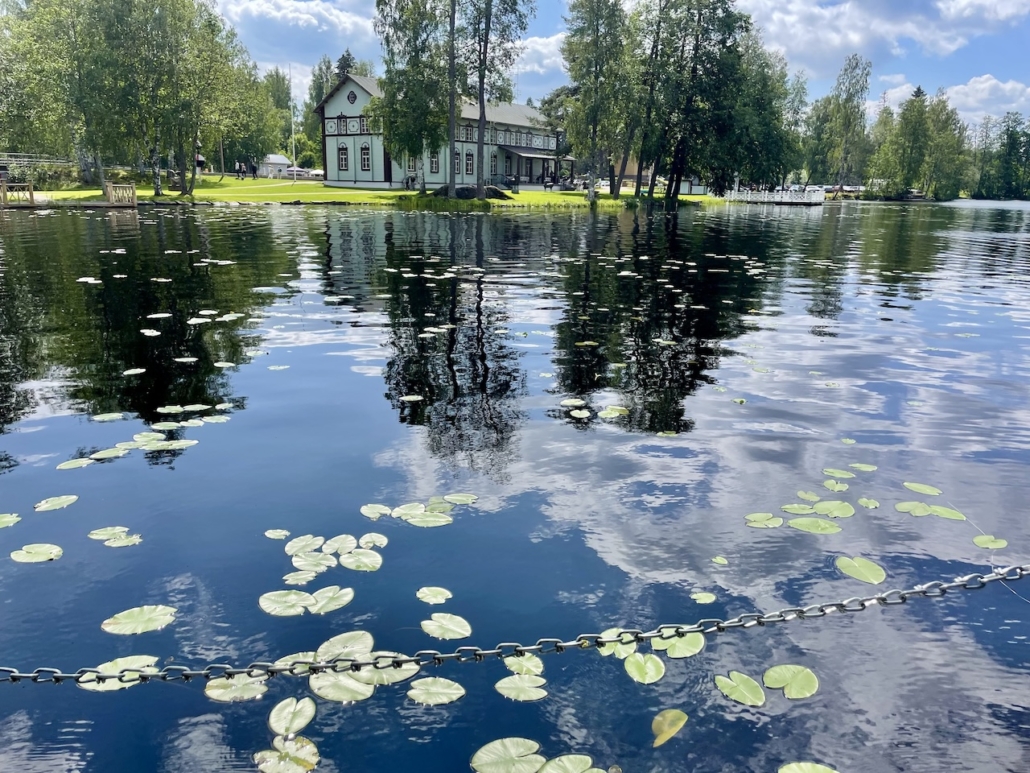 Taidekeskus Salmelan päärakennus Mäntyharjulla.