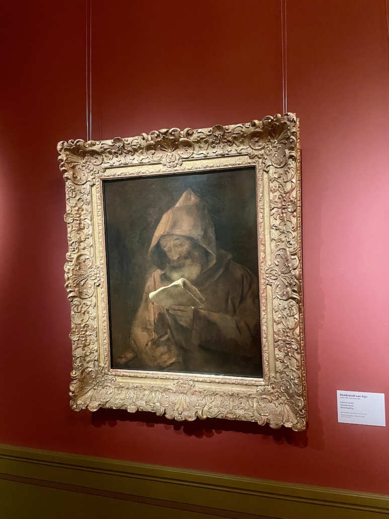 Rembrandtin maalaus Lukeva munkki Sinebrychoffin taidemuseossa.