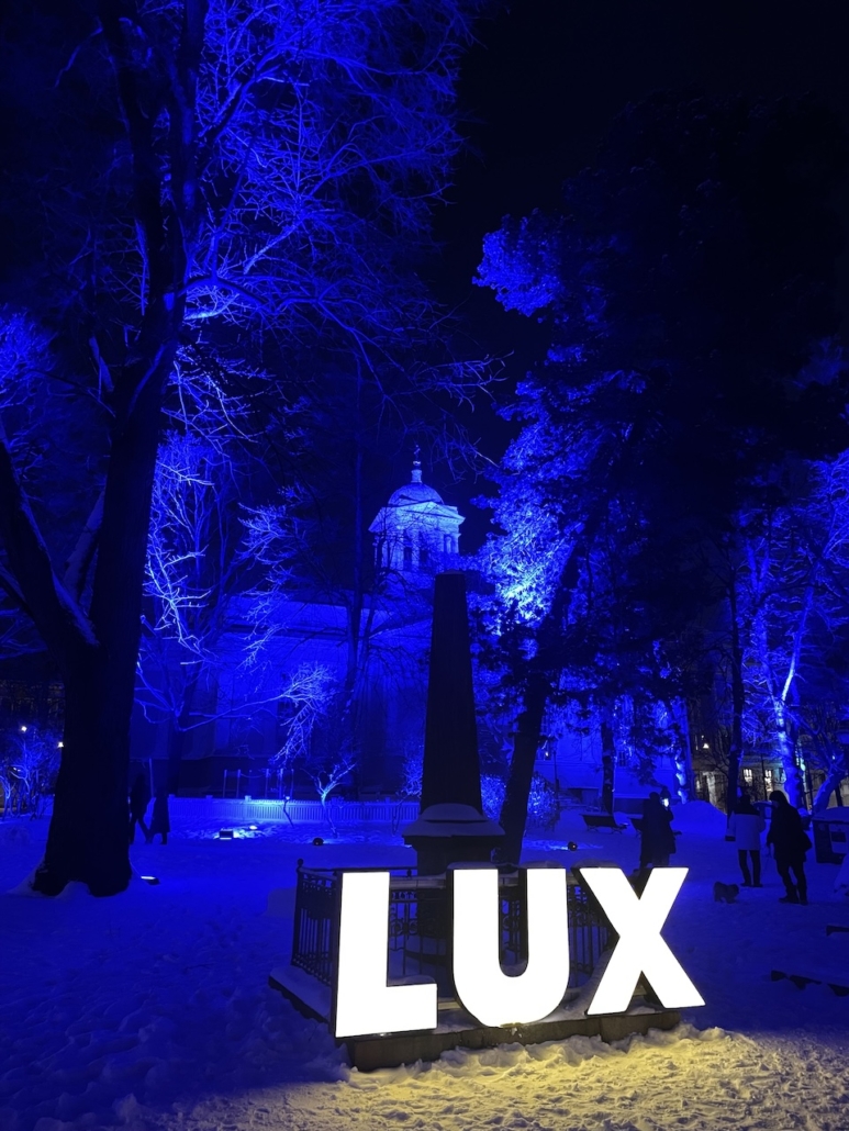 Ruttopuiston valotaidetta LUX Helsinki -festivaaleilla.