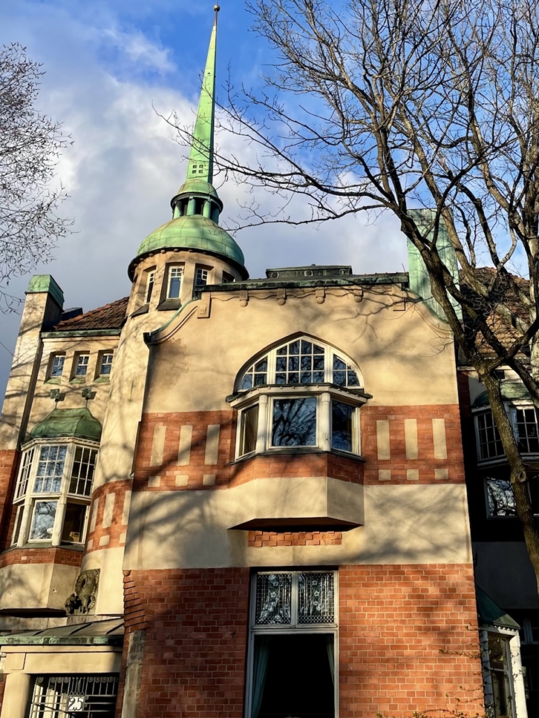 Jugentalo Villa Johanna Eirassa.
